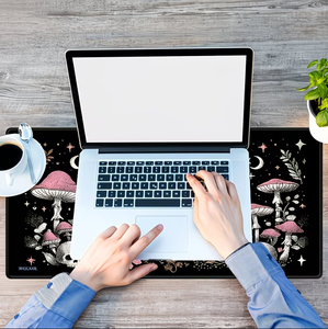 Tapis de souris de jeu de style bohème Fungothic avec motif de papillon blanc et rose, en polyester lisse, idéal pour les passionnés de fantaisie. - Product Image 2