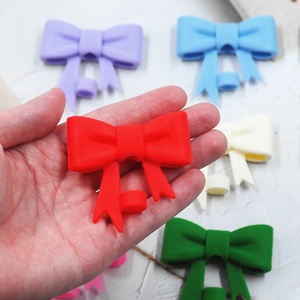 Nuevas Puntas de Silicona Reutilizables de 10 mm para Pajitas, Tapas Coloridas para Pajitas, Diseño de Lazo para Vasos Stanley, Aptas para Alimentos, Libres de BPA - Product Image 4