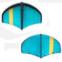 Aile de vent de planche de surf de course de cerf-volant de surf, kitesurf portatif de feuille d'aile de 4 ㎡/5 ㎡/6 ㎡, cerf-volant gonflable de planche à vent d'aile pour le jeu d'eau