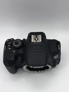 Appareil photo reflex numérique d'occasion <span class=keywords><strong>EOS</strong></span> <span class=keywords><strong>700D</strong></span> - 8MP, zoom optique 10x, vidéo HD, batteries et chargeur inclus - Product Image 2