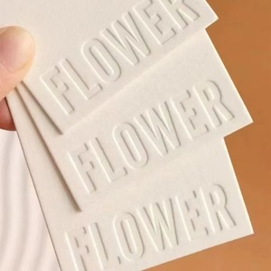 Etiquetas de Lujo <span class=keywords><strong>con</strong></span> Recortes Florales <span class=keywords><strong>para</strong></span> <span class=keywords><strong>Ropa</strong></span>, Logotipo Personalizado, Estampado en Caliente Dorado, Etiquetas de Papel en Relieve <span class=keywords><strong>para</strong></span> <span class=keywords><strong>Ropa</strong></span> Elegante de Mujer - Product Image 6