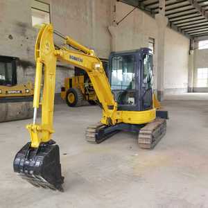 รถตักดิน Komatsu PC30 3ตันมอเตอร์ไฮดรอลิกแบบญี่ปุ่นใช้ต้นฉบับ - Product Image 3