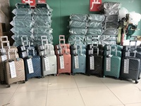 Nouvel ensemble de bagages de cabine de luxe 3 pièces, léger, doublure en polyester, fermeture éclair, poignée souple, roulettes fixes, principalement en PP