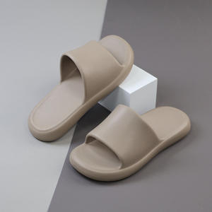 รองเท้าแตะในบ้านสำหรับผู้ชาย Eva รุ่นซัมเมอร์ กันลื่น ใส่สบาย พื้นนุ่ม พร้อมเม็ดนวดฝ่าเท้า ส้นสูง 3 ซม. - Product Image 2