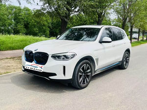 BMW IX3 Usado, SUV Mediano de 5 Puertas y 5 Asientos, Motor Trasero, Tracción Trasera, Vehículo Eléctrico Puro de Nueva Energía - Product Image 2