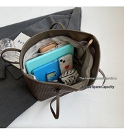 Tas Selempang Wanita Rajut Tangan Custom, Kapasitas Besar, untuk Kerja Kantor, Belanja Sehari-hari, dan Perjalanan
