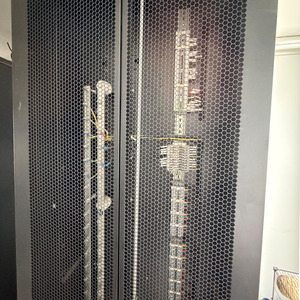 Système de centre de données modulaire conteneurisé à refroidissement par air, personnalisable, avec <span class=keywords><strong>canal</strong></span> froid scellé, boîtier de refroidissement 20 pieds en stock - Product Image 4
