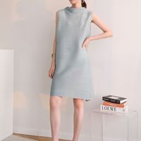Robe plissée d'été haut de gamme, couleur unie, coupe ample, sans manches, style lanterne, en fibre de polyester, directement de l'usine