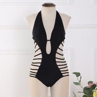 2026 Nieuwe Aanwinst Zwarte Bandjes Holle One Piece Set Geribbelde Sexy Volwassen Bikini Gedurfd Badpak voor Vrouwen Open Design Strandkleding