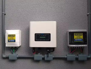 Inversor Solar de Conexión a Red Deye SUN-18K-G05 de 18kw Trifásico IP65 SUN-18K-G05 Wifi 2mppt - Product Image 3