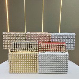 Sac à bandoulière de luxe OEM ODM orné de perles, pochette de soirée en strass, sac de soirée glamour pour femmes - Product Image 5