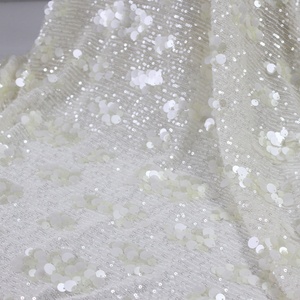 LH Brand Clothing Vêtements pour femmes Tulle blanc <span class=keywords><strong>en</strong></span> <span class=keywords><strong>maille</strong></span> brodée de dentelle Tissu à paillettes pour la fête de mariage Robes de mariage à paillettes pour filles - Product Image 2