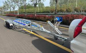 <span class=keywords><strong>Remorque</strong></span> de <span class=keywords><strong>bateau</strong></span> en aluminium sur mesure de 35 pieds avec couchettes en polyéthylène, trois essieux et capacité de chargement VIN CE DOT de 5 tonnes pour le déplacement de bateaux - Product Image 4