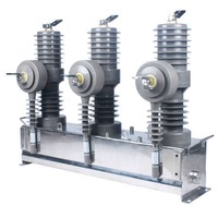 Disjoncteur sous vide triphasé intelligent série ZW32 à montage sur poteau haute tension avec sectionneur et support de fixation