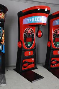 Macchina da Boxe Commerciale Lucrativa con Misuratore Digitale della Forza del Pugno, Gioco Arcade a Moneta ad Alto ROI per Bar e Parchi Divertimento - Product Image 3