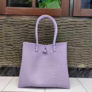 Bolso de mano de tamaño adulto ecológico para Mujer de Primera calidad disponible en venta al por mayor de plástico reciclado de diseño tejido único - Product Image 1