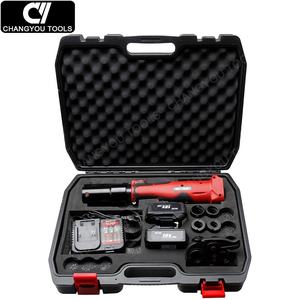 Herramienta de <span class=keywords><strong>prensa</strong></span> de tubería hidráulica alimentada por batería portátil para PEX y tubería <span class=keywords><strong>multicapa</strong></span> tubos de cobre herramienta de instalación de tubería - Product Image 6