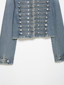 ZEVITY Vente en gros 2026 – Veste courte en <span class=keywords><strong>jean</strong></span> élégante pour femme, style rétro, avec boucles décoratives, manches longues et col montant - Product Image 5