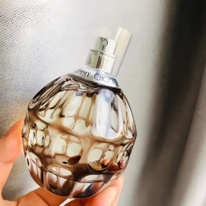Le <span class=keywords><strong>parfum</strong></span> est frais et sucré, ce qui en fait un cadeau idéal pour une petite amie, une épouse ou une amie proche - <span class=keywords><strong>Parfum</strong></span> Jimmy 100ml - Product Image 4