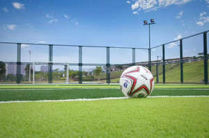 2025 <span class=keywords><strong>Cage</strong></span> à gazon synthétique polyvalente à cinq côtés pour le football Futsal Hauteurs de 50mm pour jardins et aménagement paysager - Product Image 4