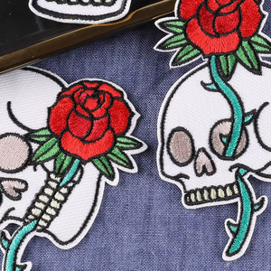 New Fashion <strong>Skull</strong> Rose Biker Embroidered Patch <strong>Iron</strong> <strong>on</strong> Sew <strong>on</strong> Badge Embroidery Patch for Clothing Use in High Quality Thread - Product Image 2