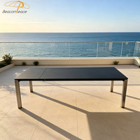 Table à manger rectangulaire moderne d'extérieur avec extension rotative pour villa, terrasse, balcon