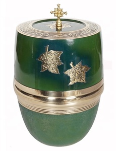 Urne funéraire en métal en forme de croix catholique, en laiton massif, urne funéraire européenne, urne funéraire pour adultes avec feuilles tombantes, urne décorative pour cendres - Product Image 1