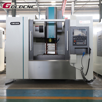 Centre d'usinage économique GOLDCNC VMC855 500x800mm avec système de commande CNC Fanuc, conique de broche BT40 pour le traitement de l'aluminium