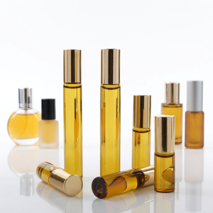 Mélanges Romantiques – Extrait Liquide d'Herbes Sauvages 100% Pur et Naturel – Conditionné en Bouteilles, Fûts, Bocaux Mason et Boîtes – Gingerly Naturals - Product Image 1