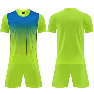 Hot Selling Sneldrogende Voetbal Training Shirts 100% Polyester Voetbal Jersey Voor Mannen En Volwassenen - Product Image 4