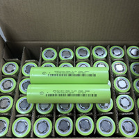 Batterie cylindrique LFP IFR32140 15Ah 15000mAh, taux de décharge élevé 5C, cellule de puissance 1200 cycles 3.2V pour véhicules électriques et stockage solaire
