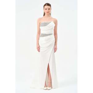 Chemise décontractée pour femme DANS, couleur écru, coupe classique, tissu en coton mélangé respirant, disponible en tailles 38-42, élégante - Product Image 1