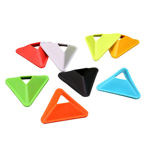 Discos de entrenamiento de fútbol triangulares personalizados, conos de entrenamiento de agilidad de fútbol, equipo portátil de marcado de campo de práctica para niños y adultos - Product Image 4