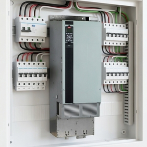 Variador de Frecuencia (VFD) de 37 kW para Motor FC-102P37KT4E20H2XG, IP65, Certificado CE, Trifásico - Product Image 5