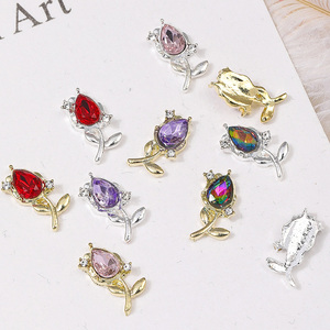 อุปกรณ์ตกแต่งเล็บมินิขนาดเล็ก DIY สำหรับเคสมือถือ ประดับด้วยดอกทิวลิป กุหลาบ คริสตัล  งานฝีมือ  ของตกแต่งเล็บสีทอง  เครื่องประดับสำหรับผู้หญิง - Product Image 1