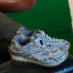 รองเท้าผ้าใบลำลองดีไซน์เนอร์สไตล์อิตาลีแท้คุณภาพสูงปี 2026 ระบายอากาศได้ดี สวมใส่สบาย เหมาะสำหรับทุกเพศ พร้อมโลโก้ดั้งเดิม รองเท้ากีฬา - Product Image 4