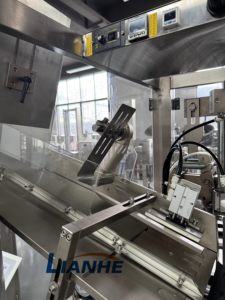 Máquina Automática de Llenado y Sellado de Tubos de Plástico Compuesto para Crema Cosmética y Ungüento con Estampado de Fecha - Product Image 3