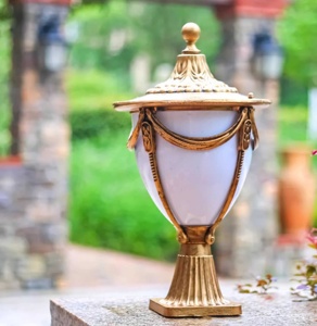 Farolas y farolas antiguas retro LED impermeables europeas clásicas para exteriores, farolas de jardín de aluminio - Product Image 3