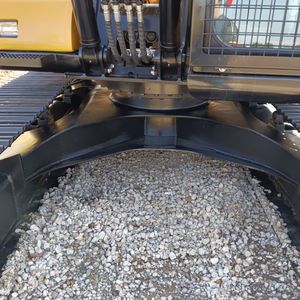 Pelle sur chenilles SANY SY135C d'occasion Classe 13.5T haute performance Matériel de construction d'occasion - Product Image 3