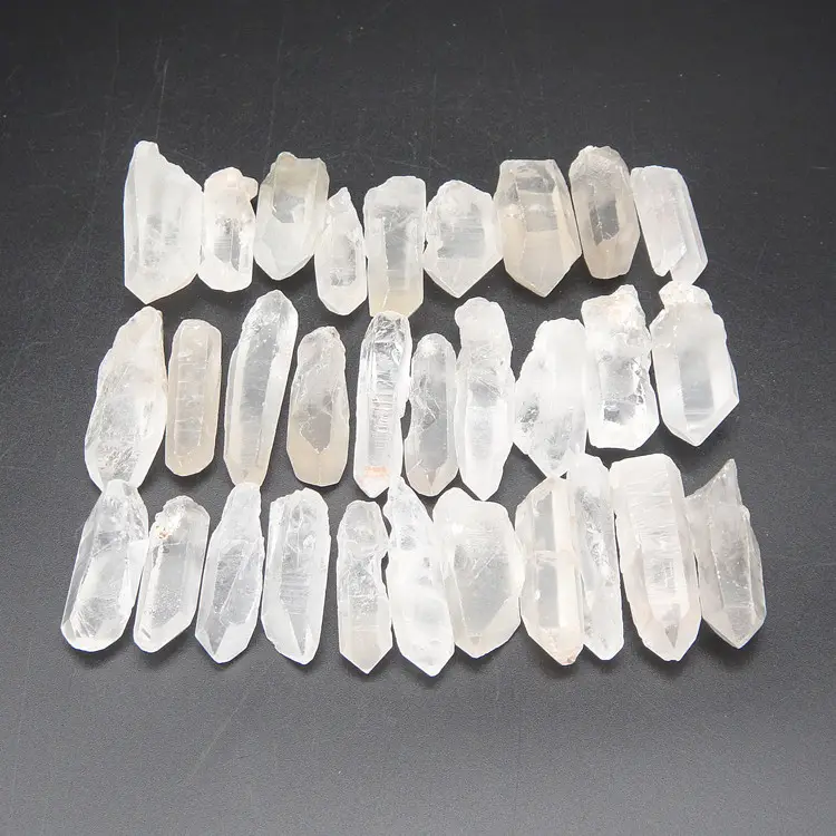 Wholesale Natural Clear Crystal Quartz Rough Healing Crystal White Clear Quartz Point For Meditation Reiki Home Decoration