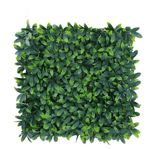 Pannelli per Recinzione Privacy con Foglie di Tè 50*50cm per Interni ed Esterni, Parete di Erba Artificiale in Plastica Resistente ai Raggi UV di Alta Qualità - Product Image 1