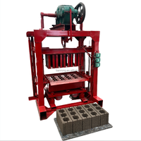Machine à briques de ciment emboîtables - Moulage entièrement automatique de blocs de béton creux