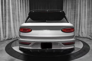 ชุดแต่ง ZNDR สำหรับ Bentayga รุ่น SPEED สไตล์คาร์บอนไฟเบอร์ ประกอบด้วยลิ้นหน้า สเกิร์ตข้าง ดิฟฟิวเซอร์ และสปอยเลอร์ - Product Image 6