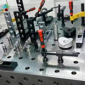 Table de soudage intelligente D28 D16 en acier moulé Station de soudage avec fixations Système de serrage Accessoires de gabarits - Product Image 3