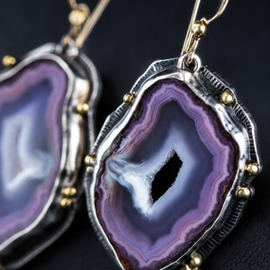 Orecchini Pendenti Vintage Bicolore con Pietre Viola e Rosse per Donne - Product Image 4