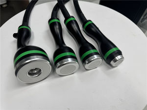 تقنية GigaWave بدقة 4 مقابض ميكروويف: جهاز تحديد وشد الجسم وموجات تبريد الوجه وغير الغازية - Product Image 2