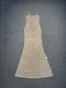 Abito Lungo Elegante Senza Spalline con Cristalli di Lusso, Vestito da Sera Scintillante con Perline per Donna - Product Image 5