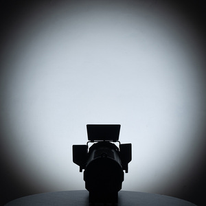 Mini projecteur Zoom de sortie/entrée 100W, température de couleur réglable 2700K-6500K, contrôlable via les signaux DMX et RDM. - Product Image 5