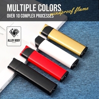 Briquets en métal personnalisables, briquets coupe-vent rechargeables, adaptés à la vente en gros, à la promotion et à la publicité.
