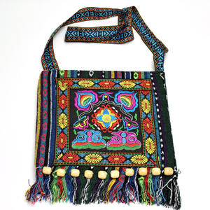 Vente directe d'usine Yunnan Style ethnique sac à bandoulière broderie gland à la mode fermeture à glissière Source pour le commerce transfrontalier - Product Image 6